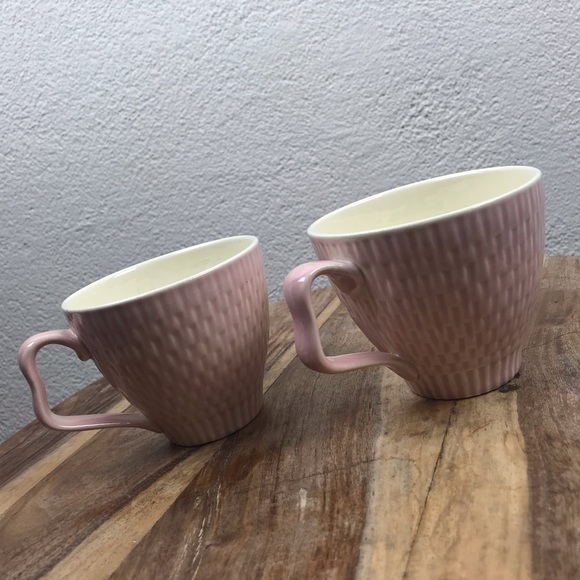 Vintage l 50s Red Wing Capistrano Mid-Century Pink Textured Basket Weave Tea Cup - Picture 9 of 14